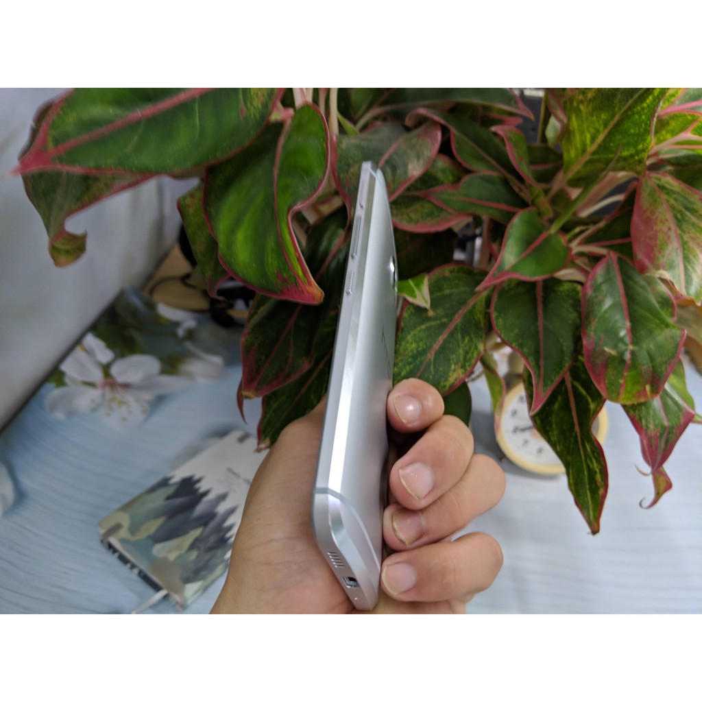 Điện thoại HTC 10,ram4/32,chipS820,LCD,5",HD(2K) | BigBuy360 - bigbuy360.vn
