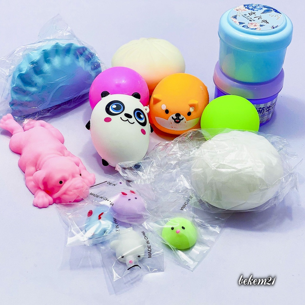 1 Hộp Quà Bên Trong Ngẫu Nhiên Là Squishy Thú Mochi Gudetama Hoặc Slime Slam (mua càng nhiều đồ càng nhiều giá càng giảm