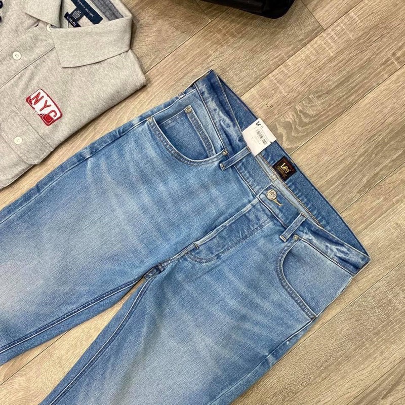 Jeans Lee xanh nhạt