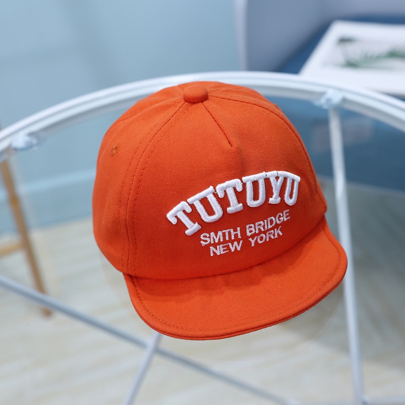 Mũ 8830 thêu chữ thời trang mùa xuân 2020 cho bé