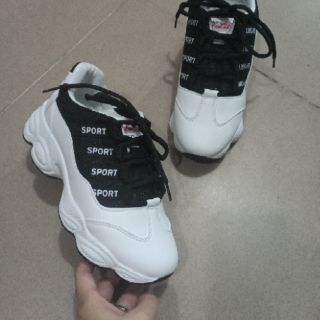Giày thể thao sport ulzzang fullbox(kèm ảnh thật,video thật )