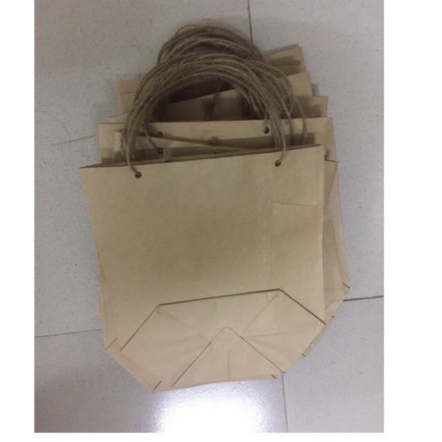 Combo 50 túi giấy xi măng có quai kích thước 17x20cm