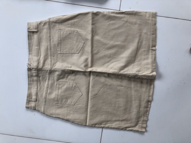 Chân váy kaki xẻ trước tiểu thư | BigBuy360 - bigbuy360.vn