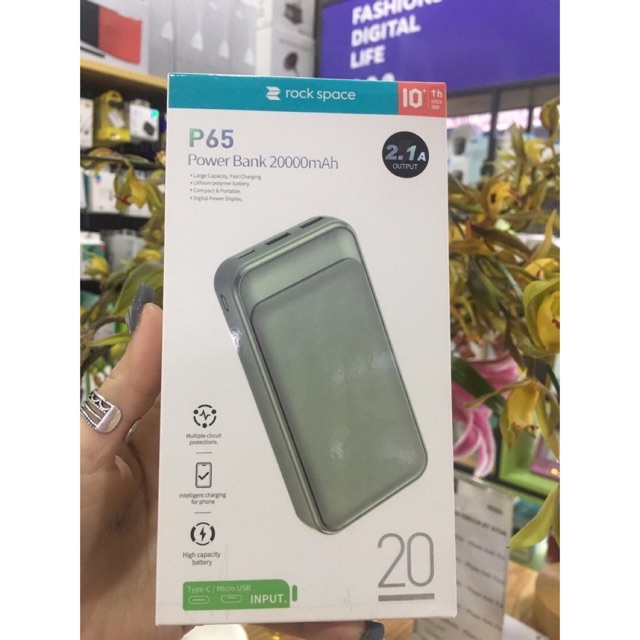 Pin sạc dự phòng Rock P65 Power Bank 20000mAh có Led báo đúng lượng Chính Hãng