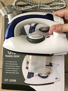 Bàn là hơi nước mini