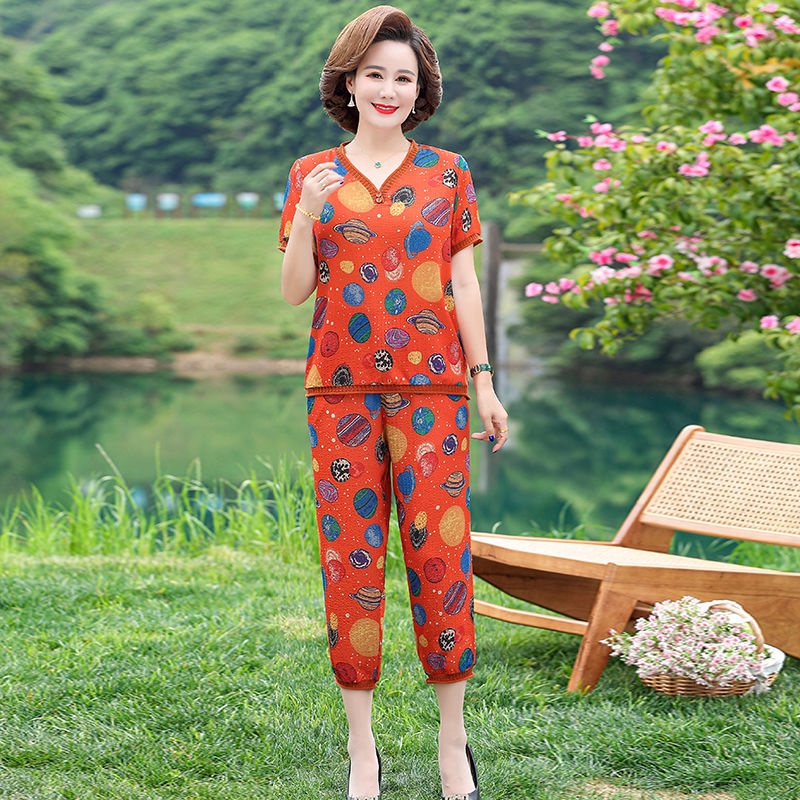 Váy mùa hè cho mẹ 40 tuổi 50 áo thun ngắn tay của phụ nữ trung niên người và lớn bộ hai mảnh trên cùng