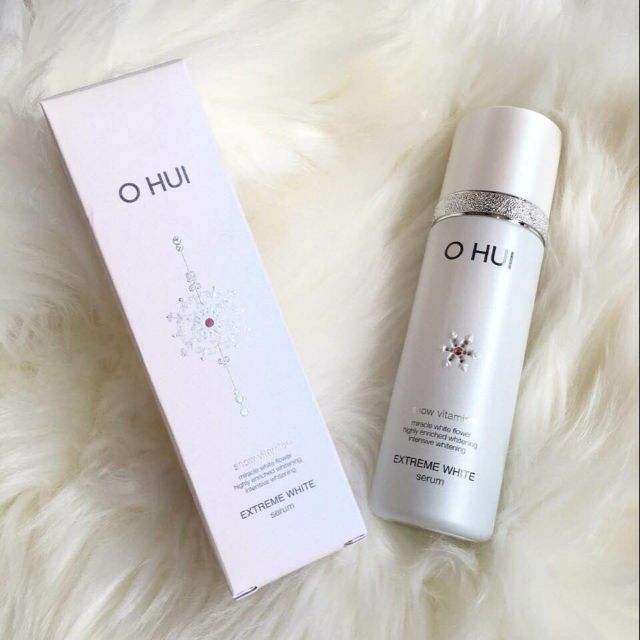 Set 10 gói serum dưỡng trắng da Ohui extreme white date 2023 | BigBuy360 - bigbuy360.vn