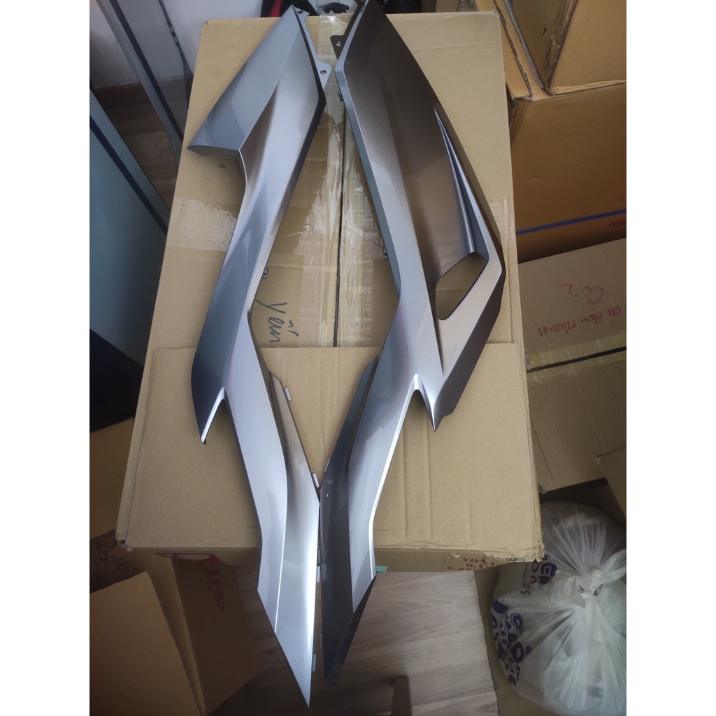 Lườn bạc 150 dùng cho xe vario click 125&150 đời từ 2018 đến 2021.