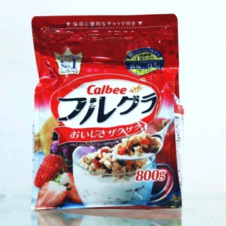 NGŨ CỐC HOA QUẢ CALBEE NHẬT 800G