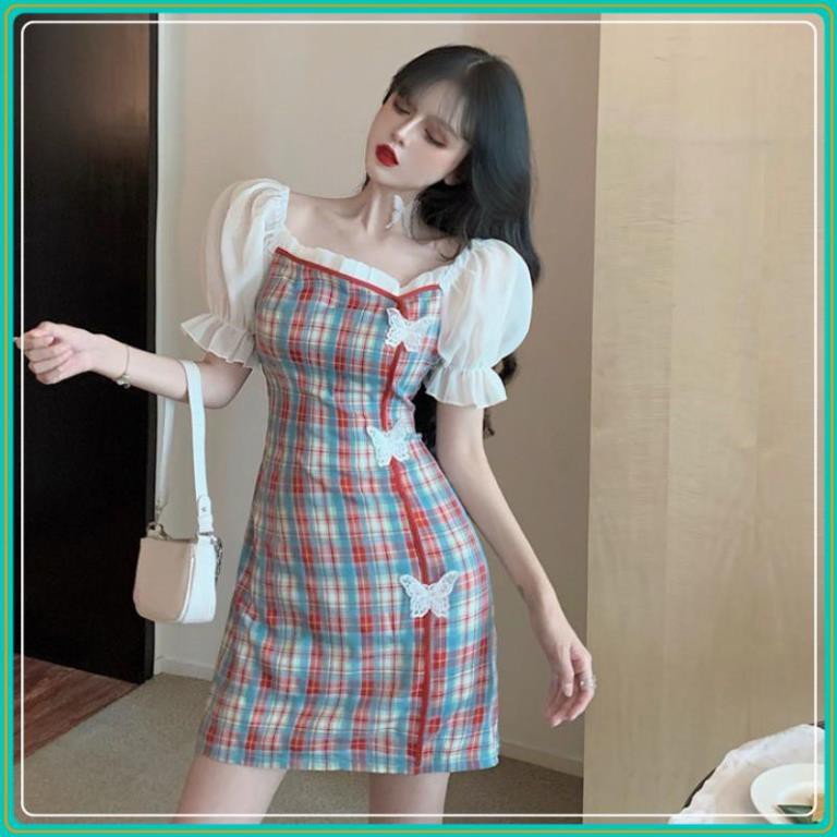 Váy Kẻ Sọc Cổ Vuông Cách Điệu Tay Bồng Họa Tiết Bướm
