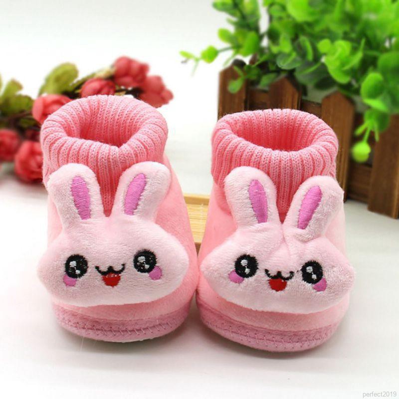 Giày bốt lót lông cừu giữ ấm thiết kế đáng yêu cho bé