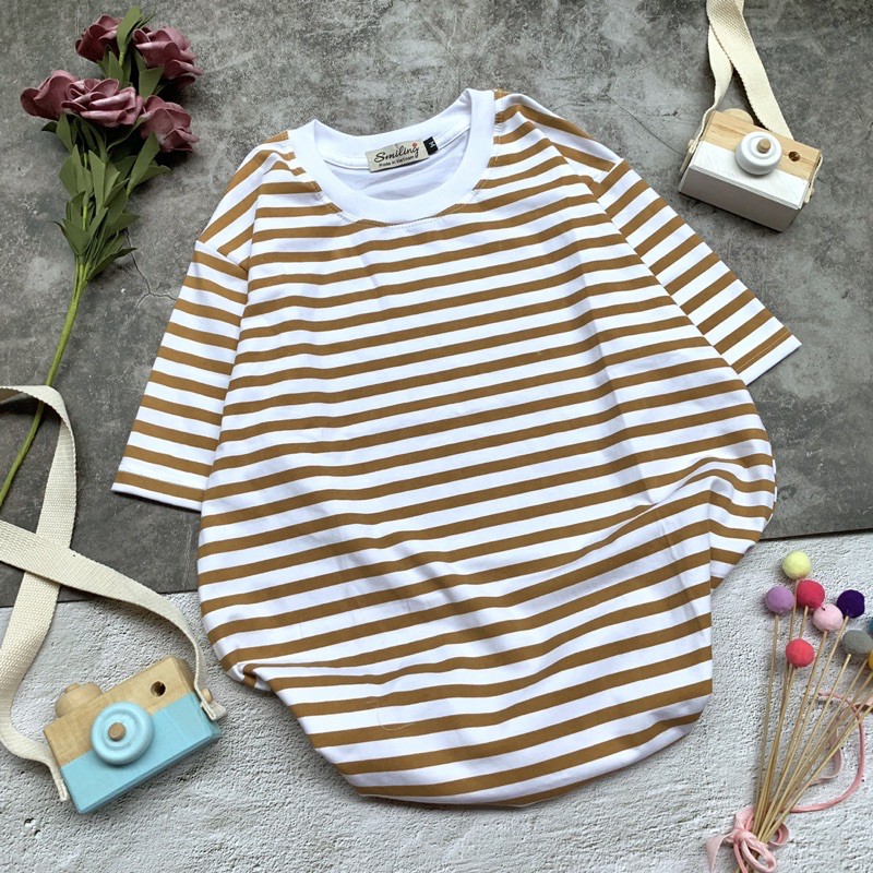 Áo thun Unisex Smiling - kiểu in sọc