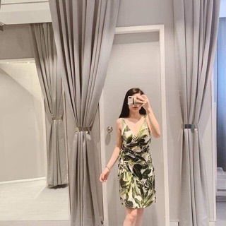 Váy hoa xanh HM nhật