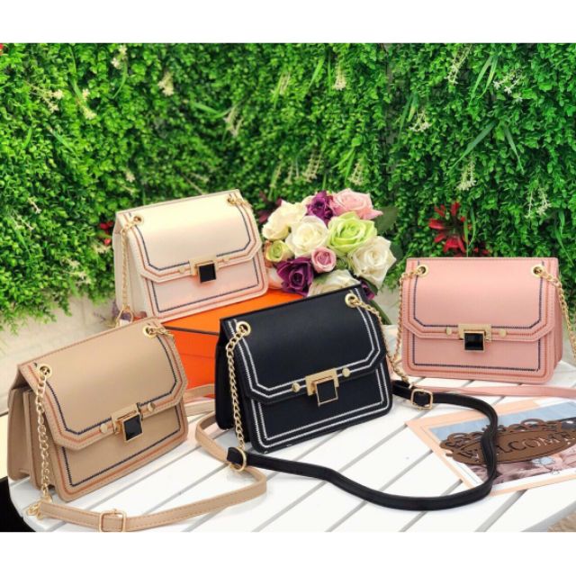 TÚI XÁCH KHÓA VUÔNG