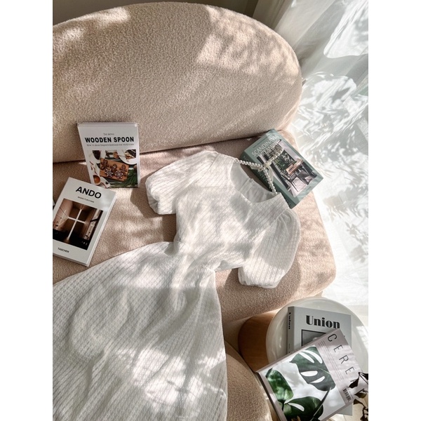 ĐẦM MIDI CỔ TRÒN TAY BỒNG