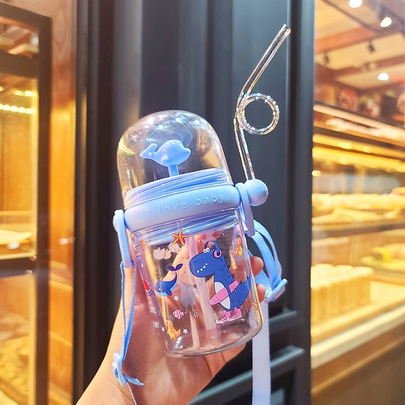 Bình đựng nước có ống hút hình cá voi đáng yêu cho bé