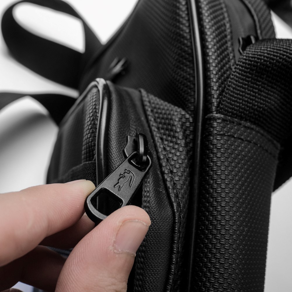 Túi đeo chéo nam Crossbody Bag