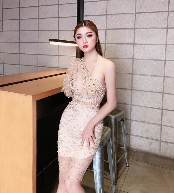 Đầm body phối lưới kết chuỗi cườm (kèm feeback của khách)