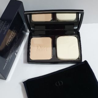 Phấn Nền Dior Diorskin Forever Extreme Control