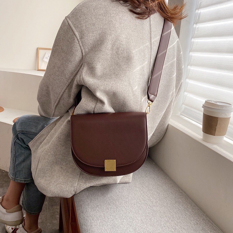 Túi da Saddie Bag | BigBuy360 - bigbuy360.vn