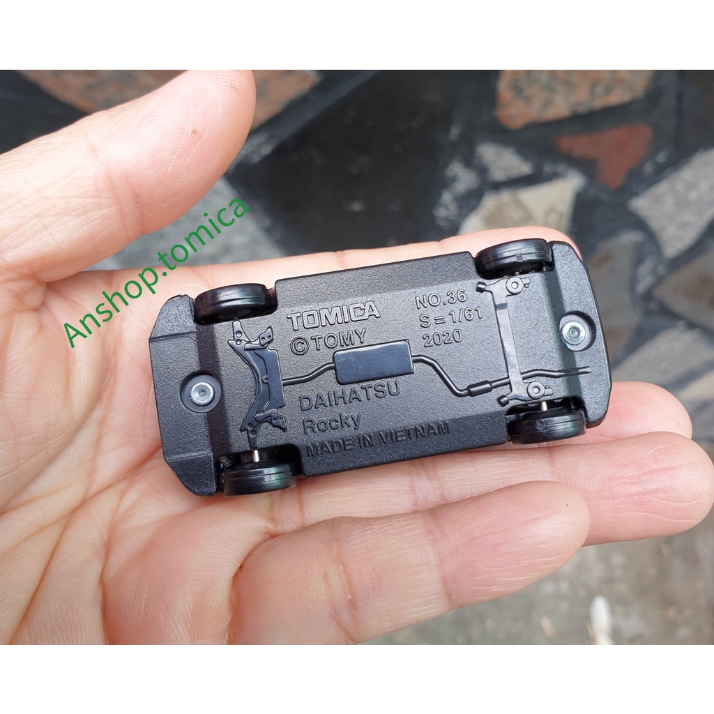 Xe mô hình tomica Nhật Bản - Daihatsu Rocky
