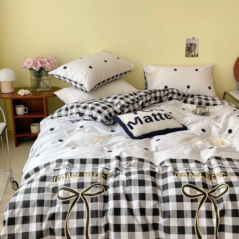 Set chăn ga 4 món cotton nhập khẩu chấm bi đen