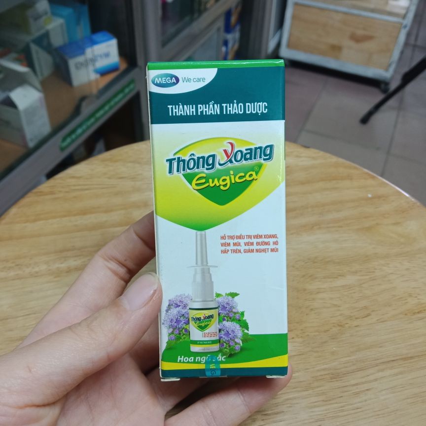 xịt mũi thảo dược thông xoang Eugica lọ 15ml