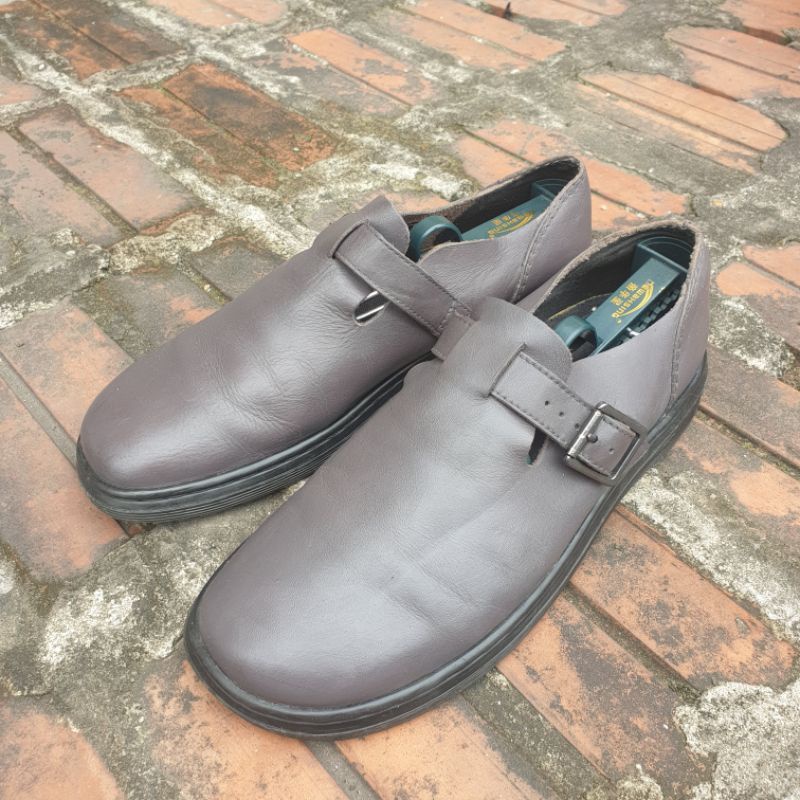 Giầy da nam thương hiệu Dr. Martens của Anh