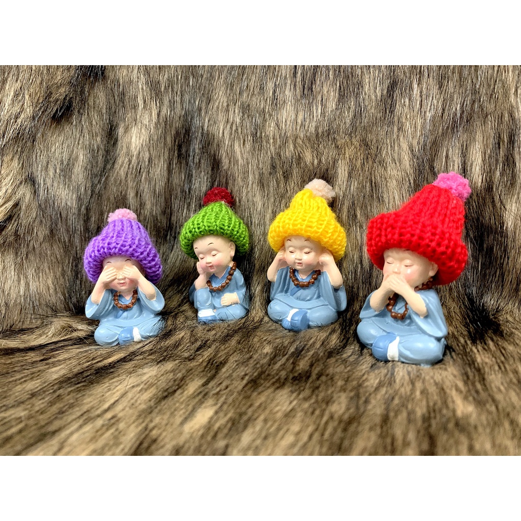 Bộ tượng tứ không đeo tràng hạt đội nón len phong thuỷ Nhật Bản