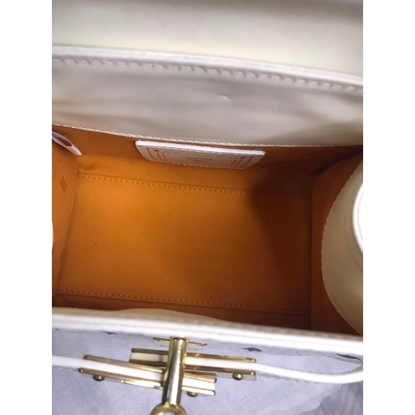 Túi Mcm heritage white authentic