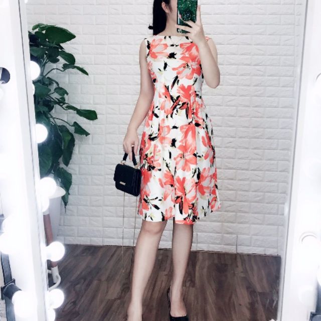 Đầm hoa dư xịn
