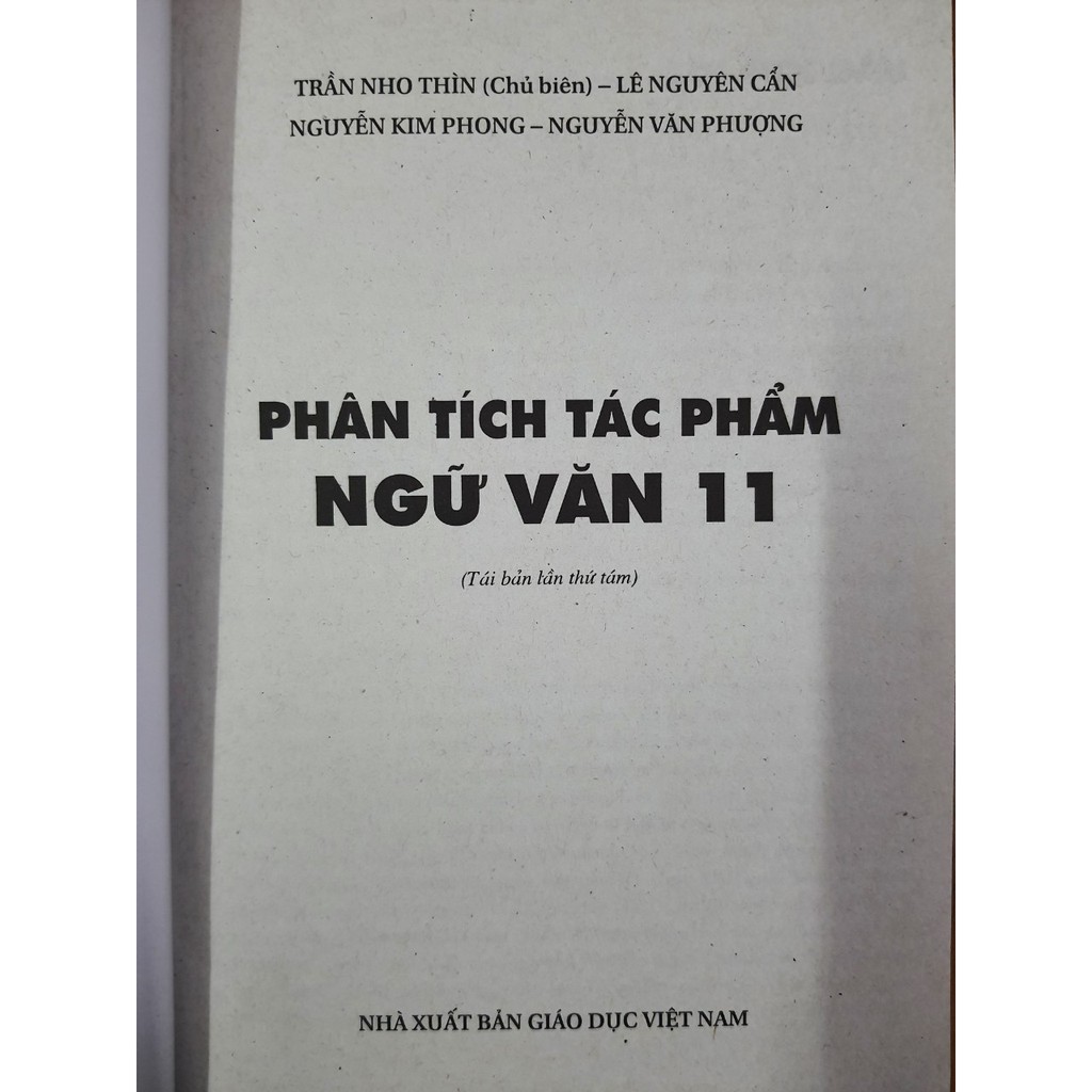 Sách - Phân tích Tác phẩm Ngữ văn 11