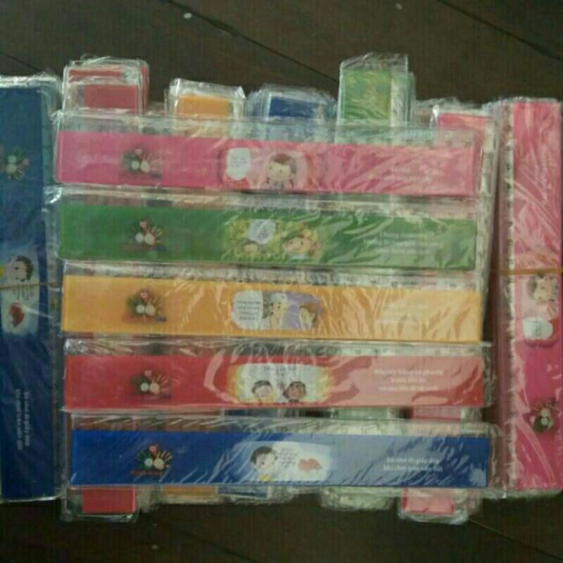 Thước kẻ nhựa 20cm siêu bền