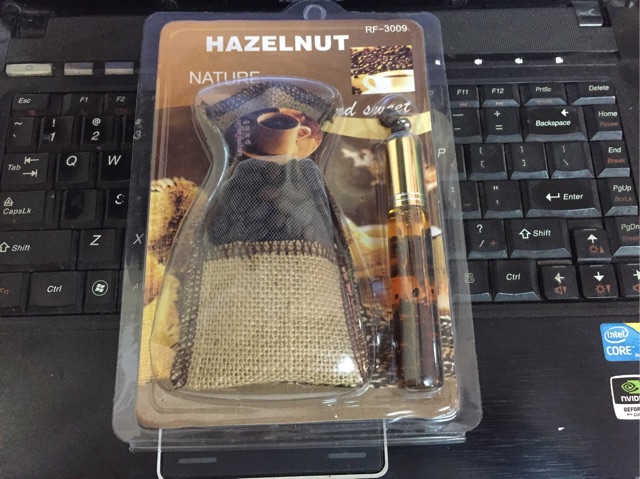 Hạt Cafe treo xe ô tô (túi hạt cafe + chai tinh dầu)