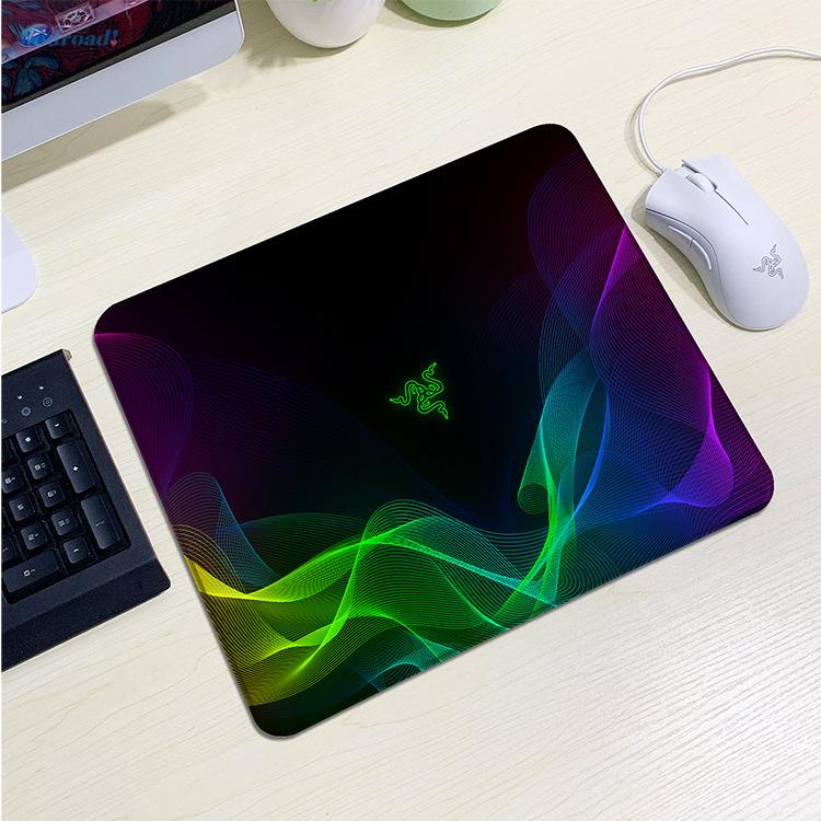 Razer Thickened Seaming Gaming Gaming Mouse Pad more comfortable and not easy to