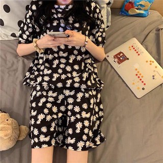 Bộ ngủ hoa cúc họa mi đen