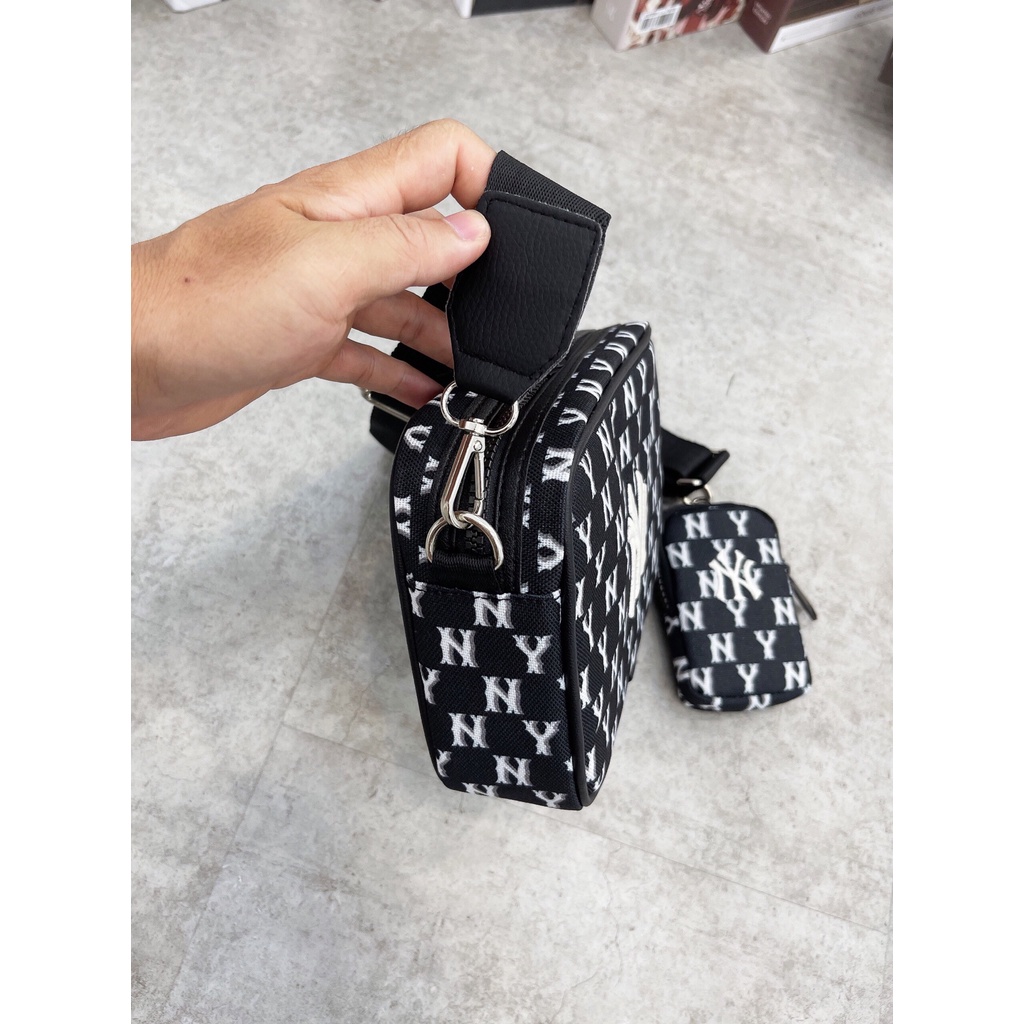 TÚI ĐEO CHÉO MINI MLB MONOGRAM JACQUARD CROSSBODY BAG