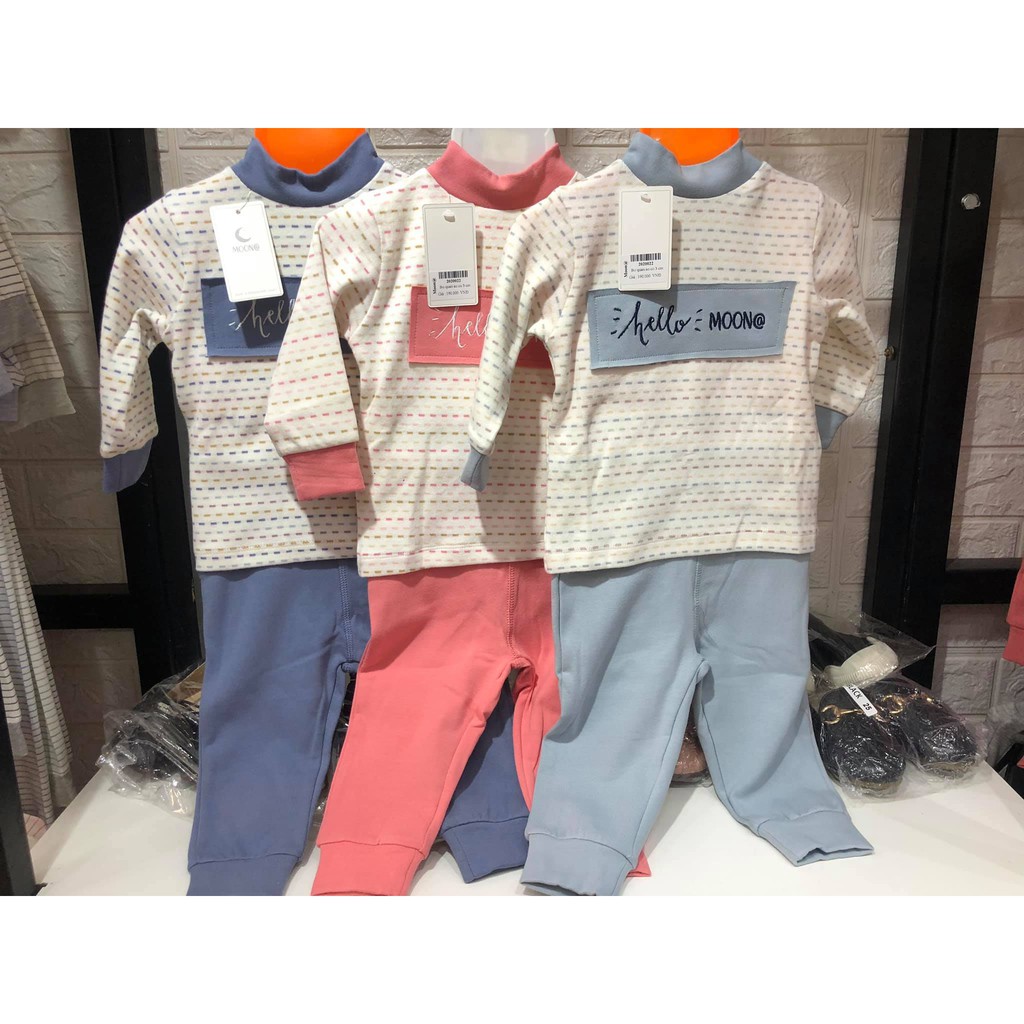 Bộ nỉ Moon cổ 3 phân