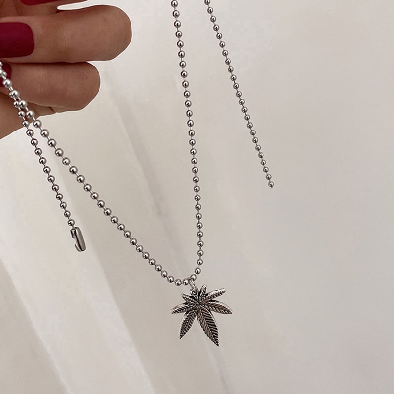 Vòng cổ bạc hình lá phong cá tính cho nam và nữ | BigBuy360 - bigbuy360.vn