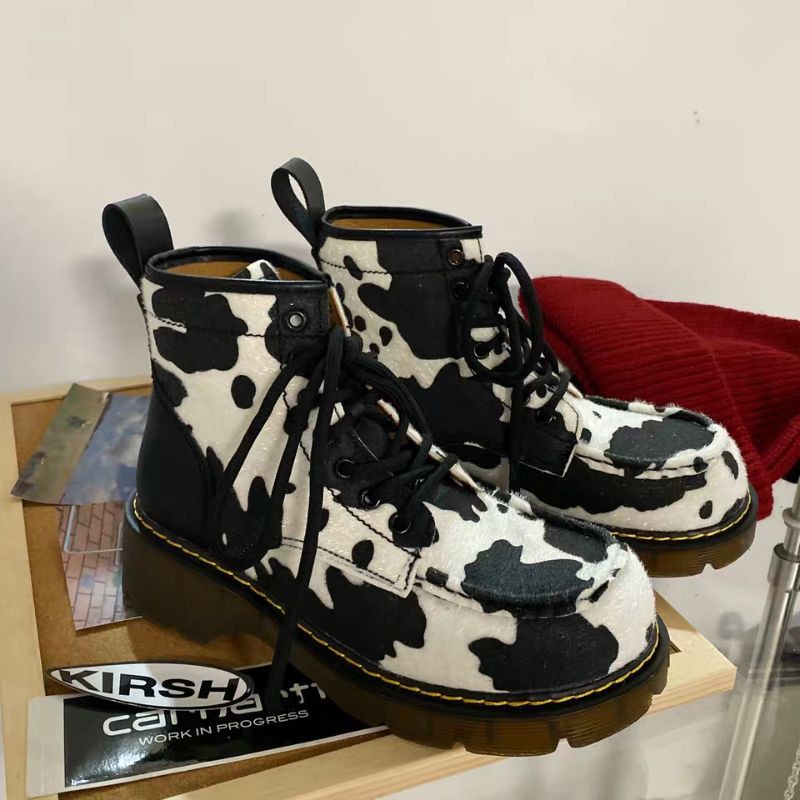 (SẴN) Boots ulzzang họa tiết bò sữa B78 | BigBuy360 - bigbuy360.vn