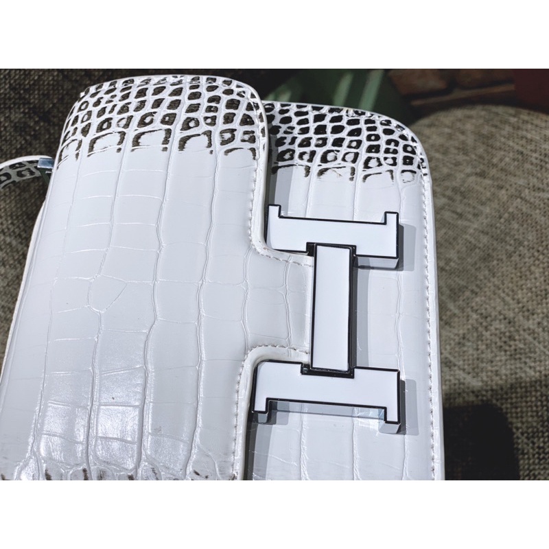 TÚi KHOÁ H VÂN TRẮNG