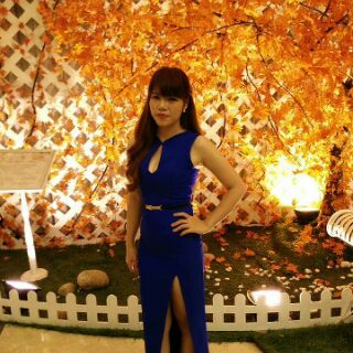 Thanh lí đầm dạ hội cao cấp