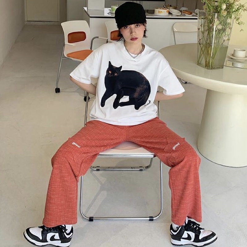 Áo phông unisex Black Cat phong cach Hàn Quốc màu trắng - A024