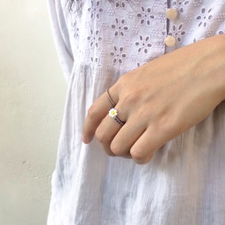Nhẫn hạt cườm bông hoa