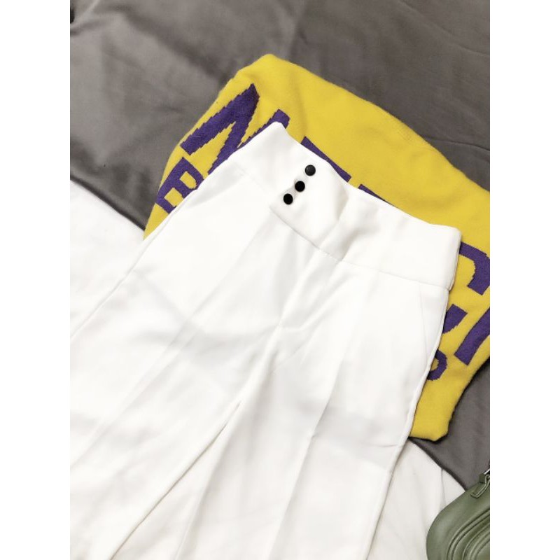 quần lưng cao đính ba hột nút | BigBuy360 - bigbuy360.vn