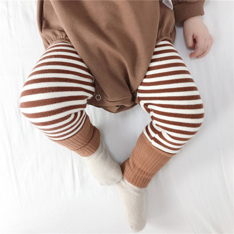 Quần Legging Hoạ Tiết Kẻ Sọc Cho Bé