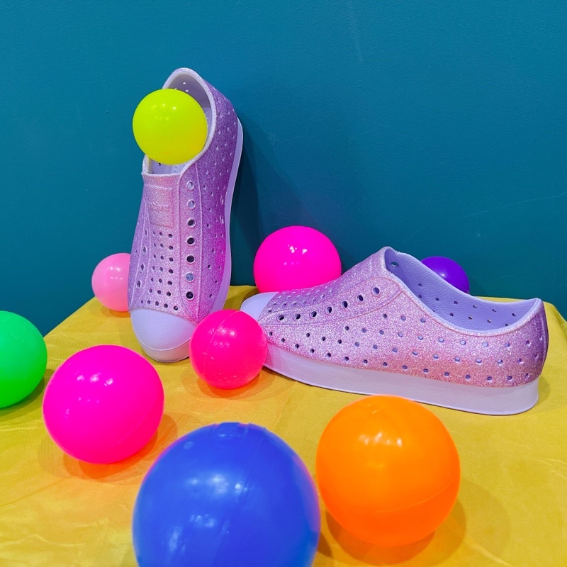 Giày xuất dư cho cả gia đình