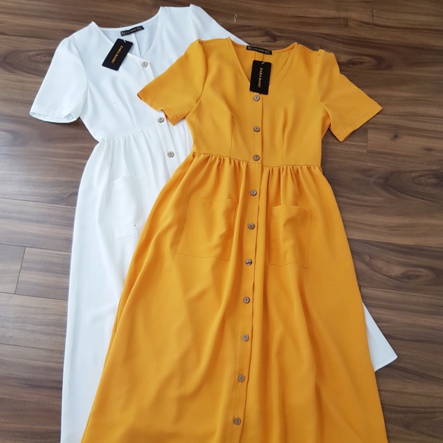 Đầm cổ tim midi