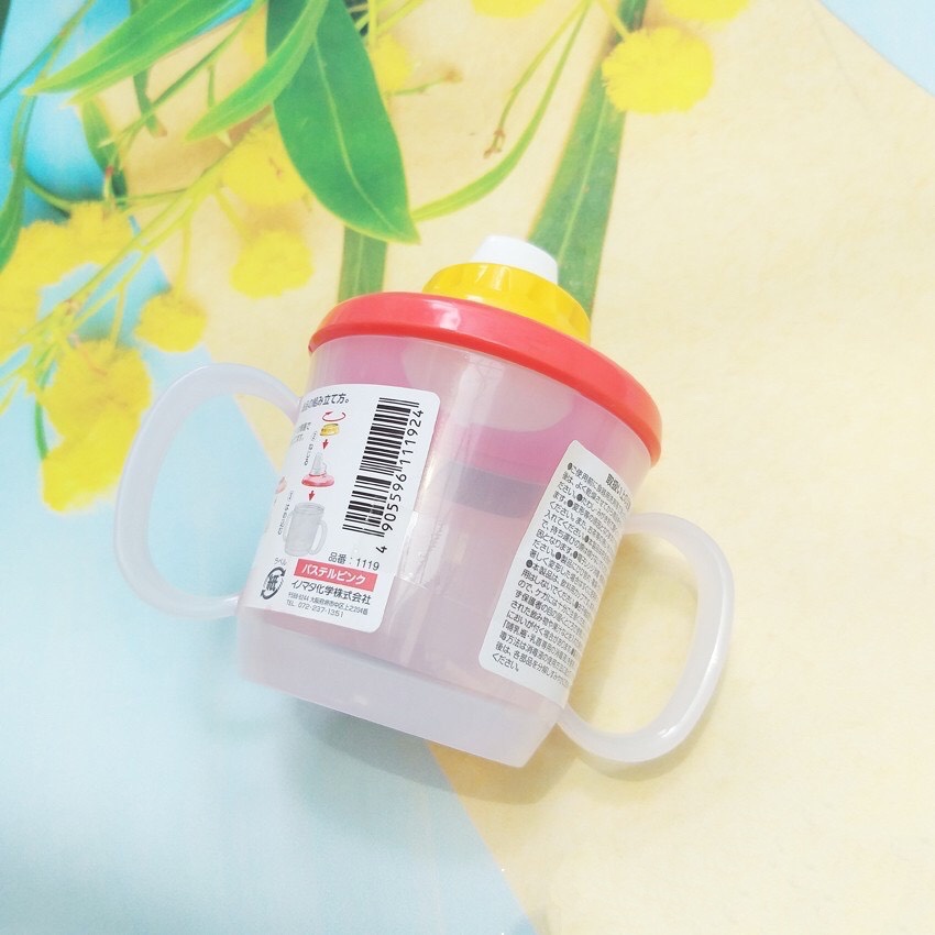 Cốc tập uống có vòi hút Baby Mug Spout Inomata Nhật Bản màu đỏ