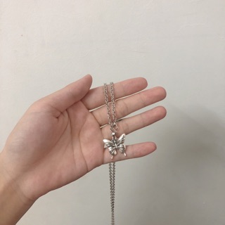 Vòng cổ bướm to